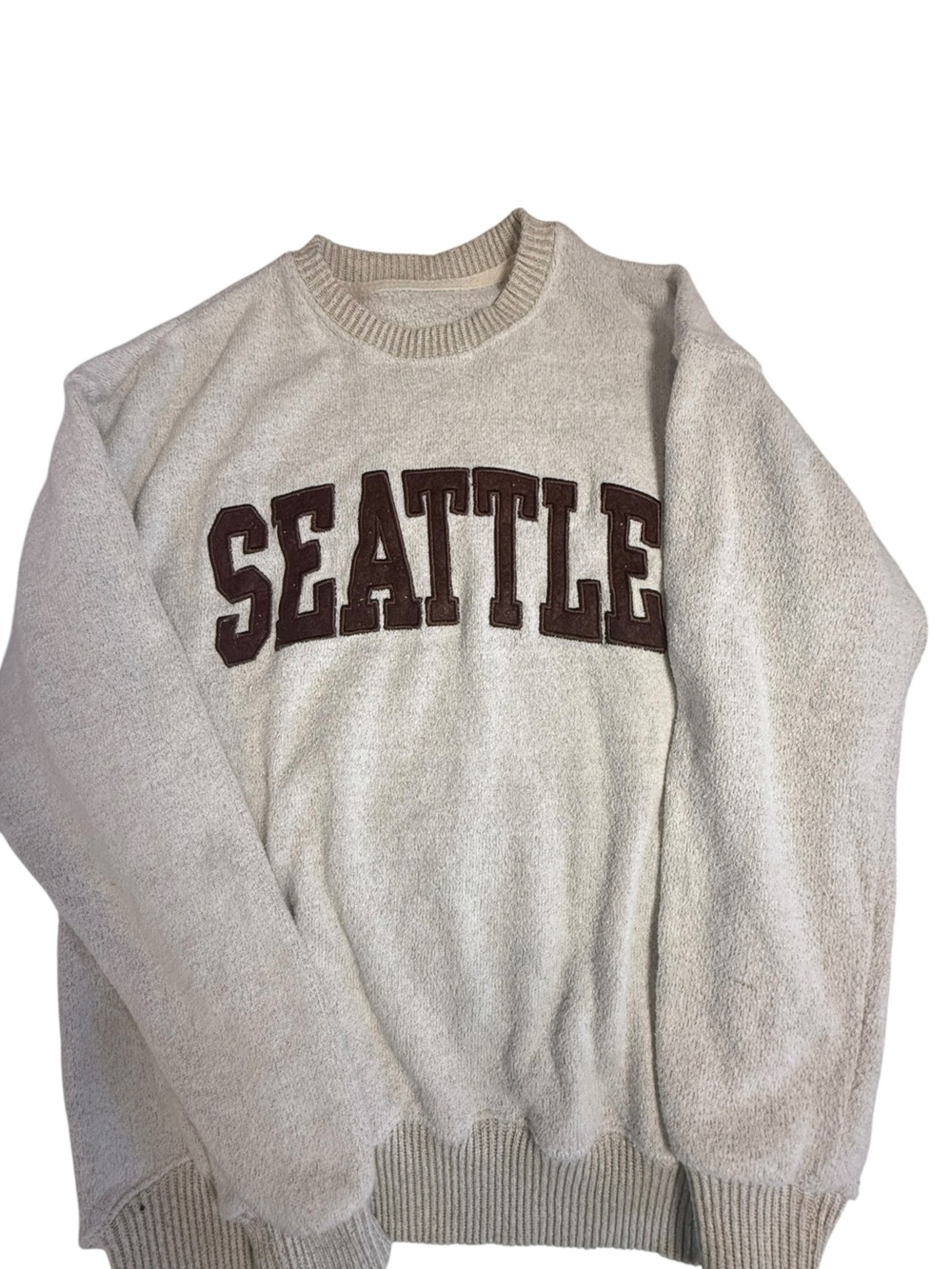 Classic Cream Crewneck Sweatshirt with Brown 'Seattle' Appliqué
